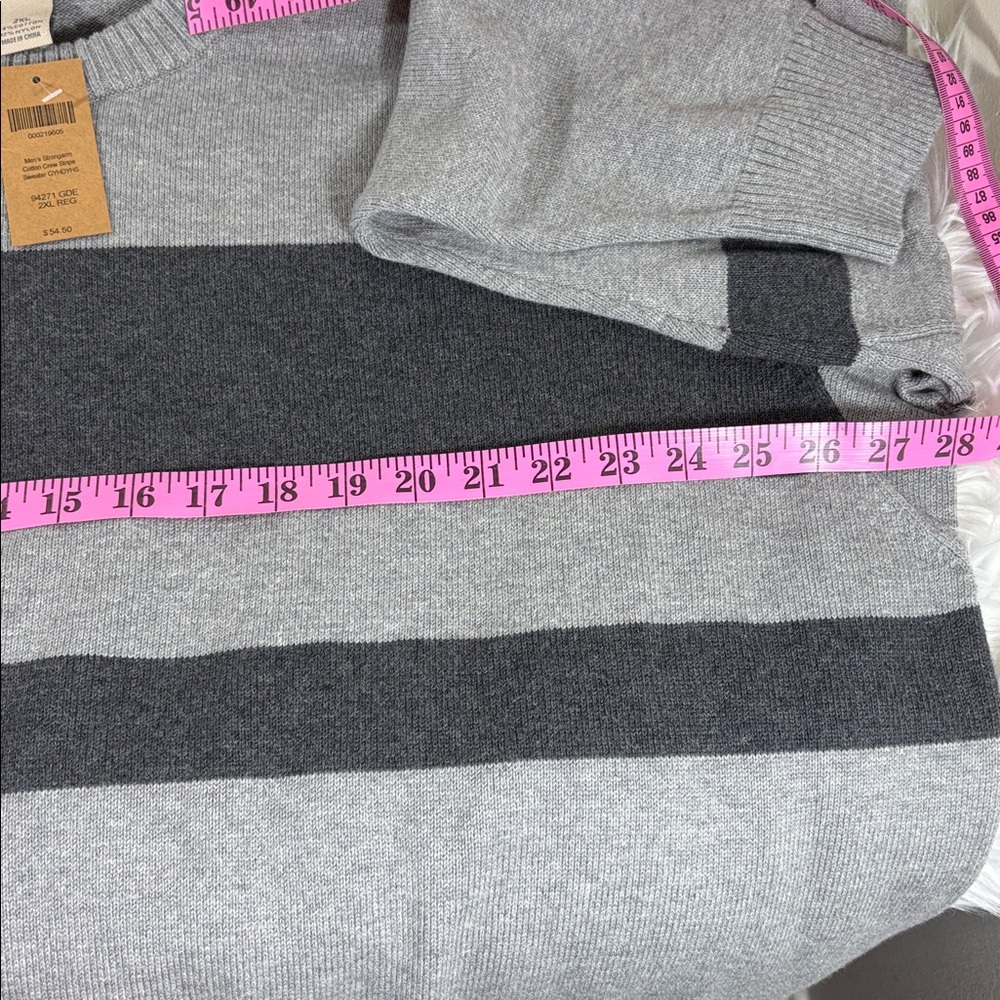 NWT Duluth Trading Co Men's Crewneck Sweater in Gray and Black - Picture 3 of 6
